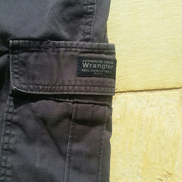 Wrangler Men's cargo shorts - Picture 4 of 5